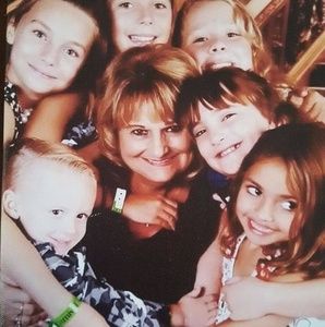 Meet your Posher, Shirley